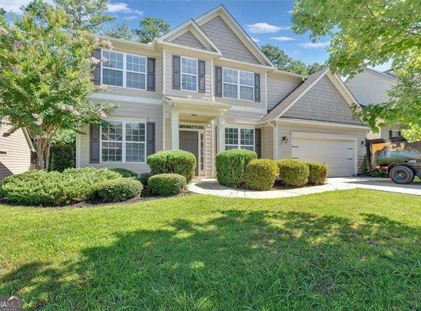 104 Lakestone, Woodstock, GA 30188