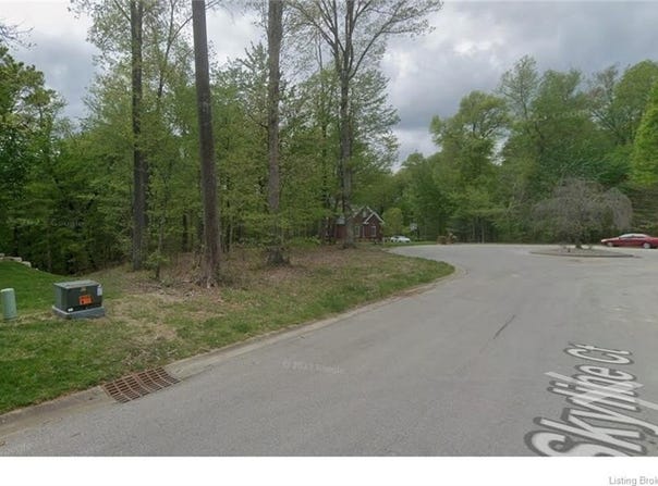 Skyline Court, Floyds Knobs, IN 47119