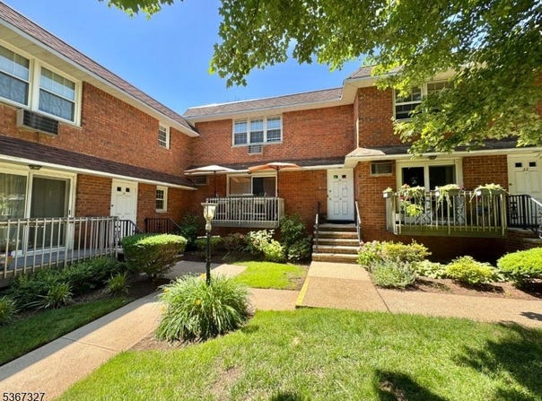 39 Harrison Ave Unit 20, Montclair Twp., NJ 07042-2042