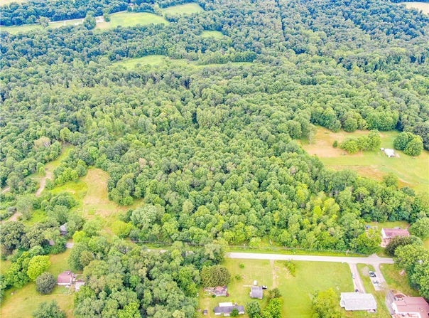 Hillsville Road lot: # 6, Mahoning Twp, PA 16116
