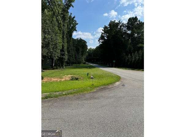 Yorktown Avenue, Hampton, GA 30228