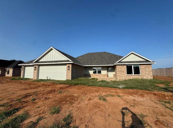 334 Weaver Way, Fletcher, OK 73541