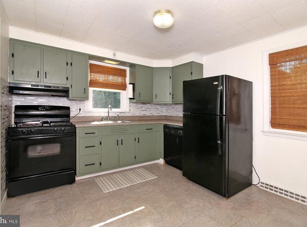 1217 BROADWAY BOULEVARD, READING, PA 19607