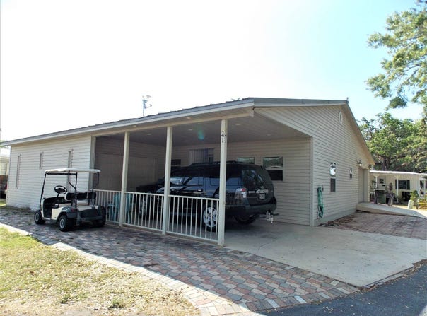 900   AQUA ISLES BLVD, LABELLE, FL 33935
