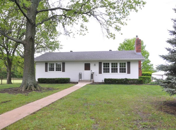 1579 E 767 Road, Lawrence, KS 66049