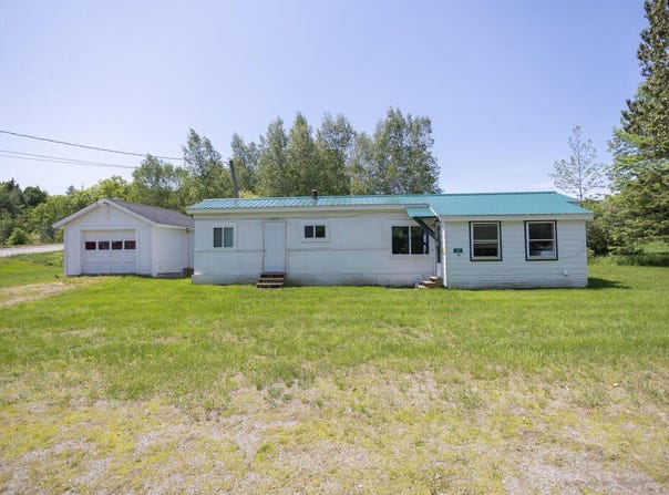22 Park Street, Phillips, ME 04966