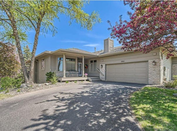 8945 Hilloway Road, Eden Prairie, MN 55347