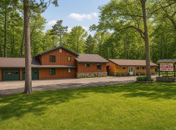 667 HWY 45, Eagle River, WI 54521