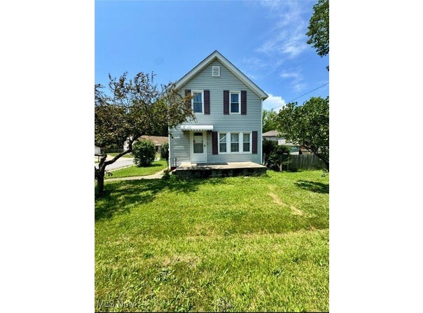 363 Oberlin Road, Elyria, OH 44035