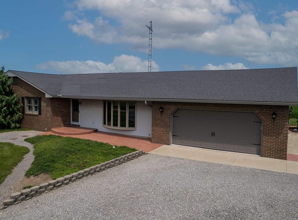 1677 Noble Road, Saint Marys, OH 45885