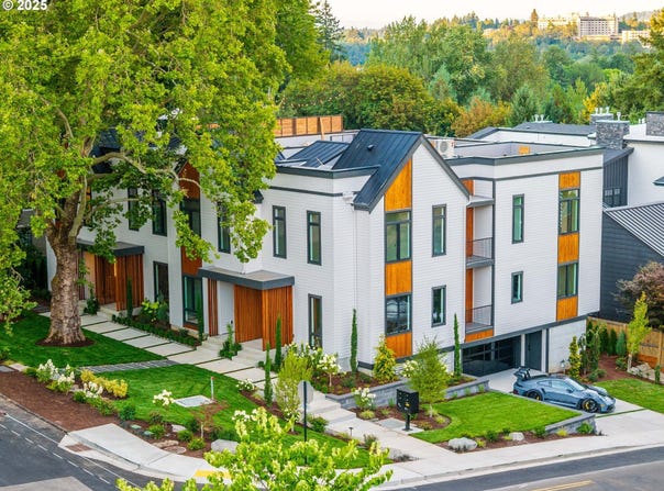 707 1st ST, Lake Oswego, OR 97034