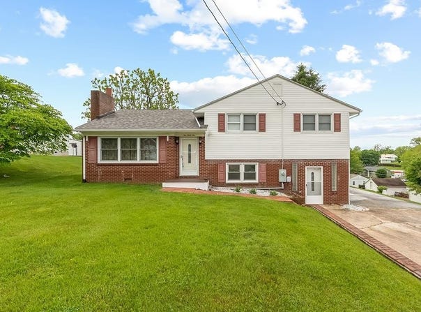1045 Fisher Road, Wytheville, VA 24382