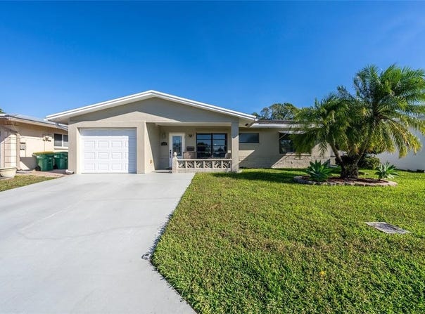 4407 NW 45th St, Tamarac, FL 33319