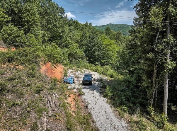 1315 Coopers Creek, Bryson City, NC 28713
