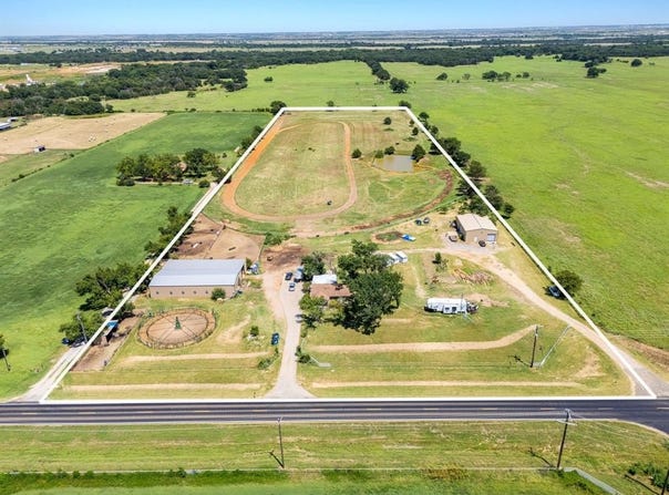 8442 Fm 2931, Pilot Point, TX 76258