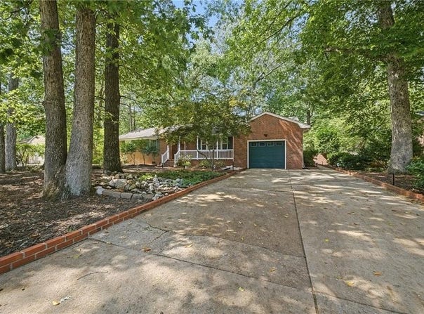 224 Northview Drive, Chesapeake, VA 23322