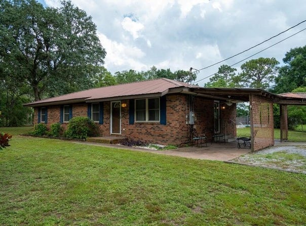 3180 Palmetta Avenue, Crestview, FL 32539