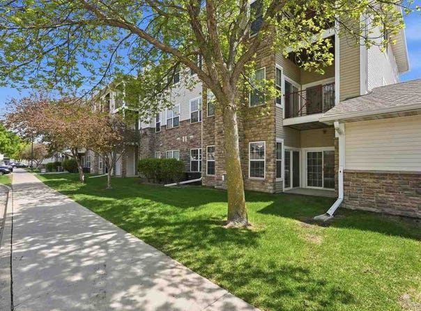 1329 SE University Ave, Waukee, IA 50263