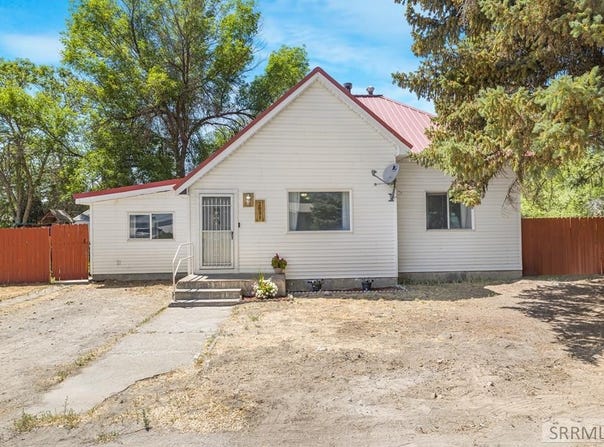 2031 Lawrence Lane, Blackfoot, ID 83221