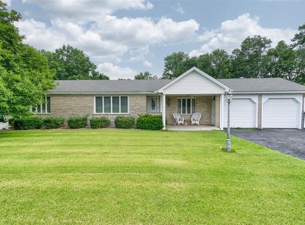 1216 Peach Orchard Road, Lewisburg, KY 42256