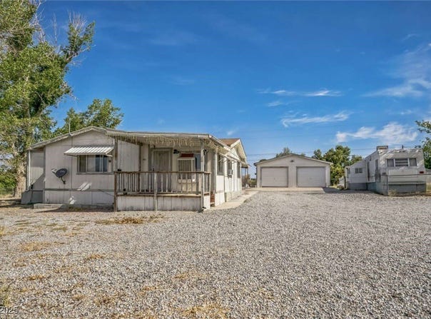 960 Third Street, Pahrump, NV 89048