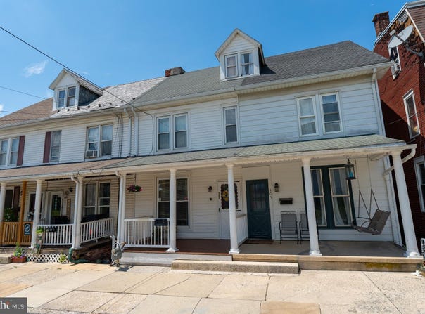 107 W GAY STREET, RED LION, PA 17356