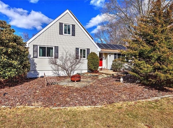 121 Jenckes Hill Road, Lincoln, RI 02865