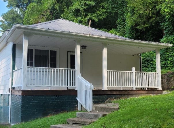 68 Persinger, Williamson, WV 25661