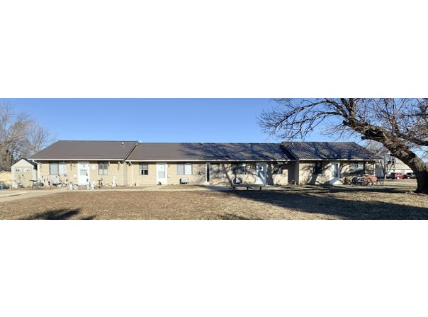 1115 CENTRAL AVE, Hawarden, IA 51023
