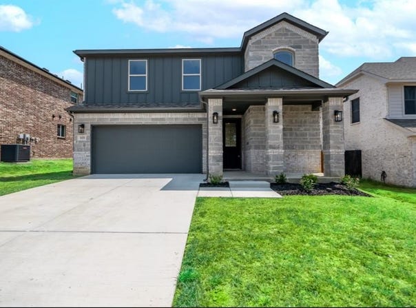103 Brooks Drive, Terrell, TX 75160