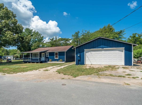 117 9th Street, Mountain Pine, AR 71956