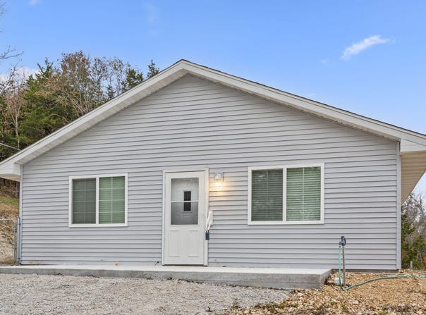 1259 Meadowview Road, Galena, MO 65656