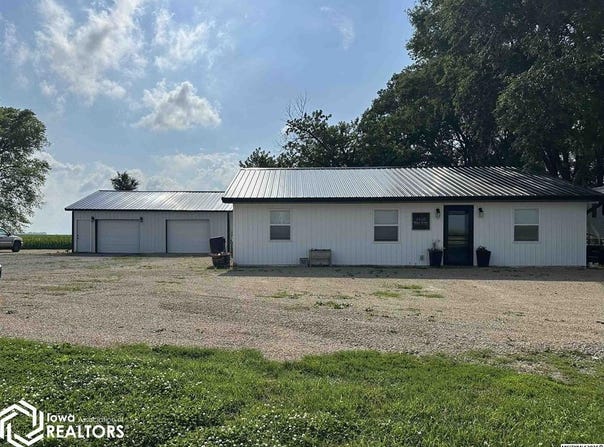 4448 Ulmus Avenue, Kensett, IA 50448