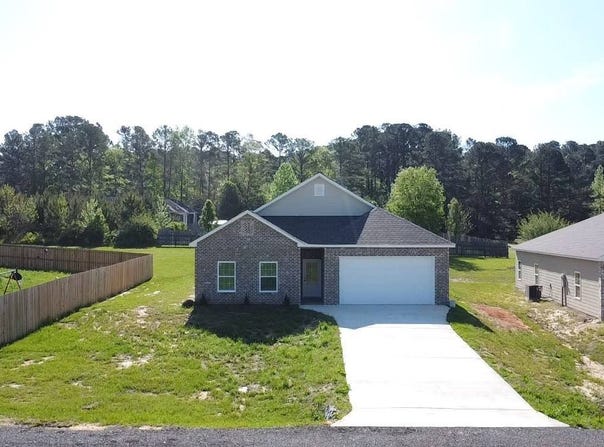 103  Bella Vista Dr., Philadelphia, MS 39350