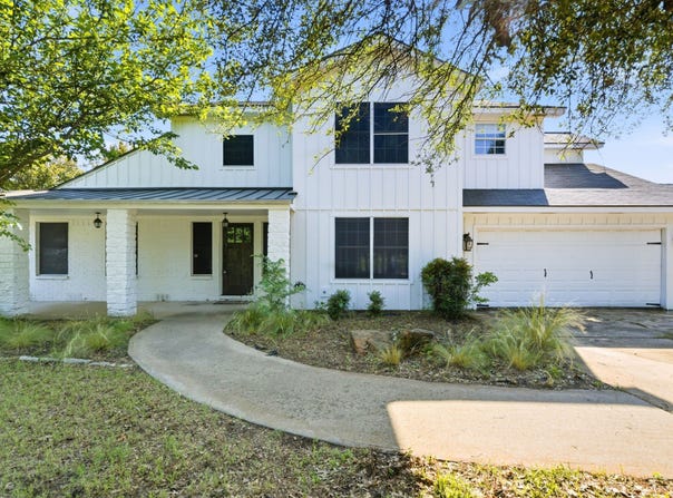 1925 N Dale Avenue, Stephenville, TX 76401