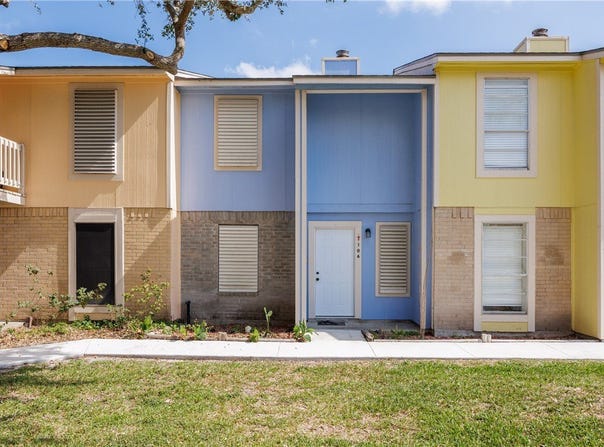 6702 Everhart, Corpus Christi, TX 78413