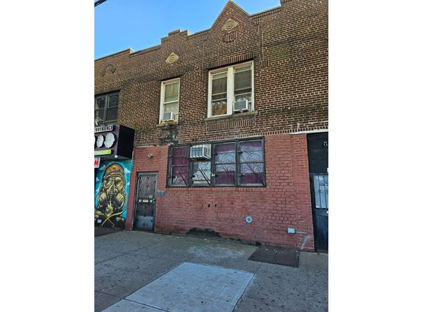 87-16  LIBERTY AVE, Ozone Park, NY 11417