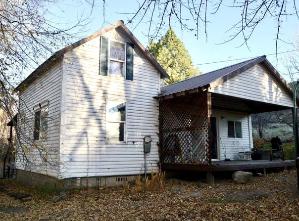 59720 HIGHWAY 26, JohnDay, OR 97845