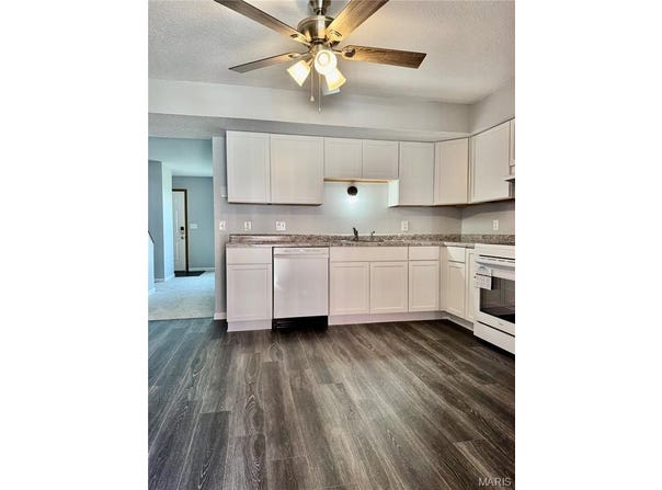 344 Douglas Avenue, Mascoutah, IL 62258