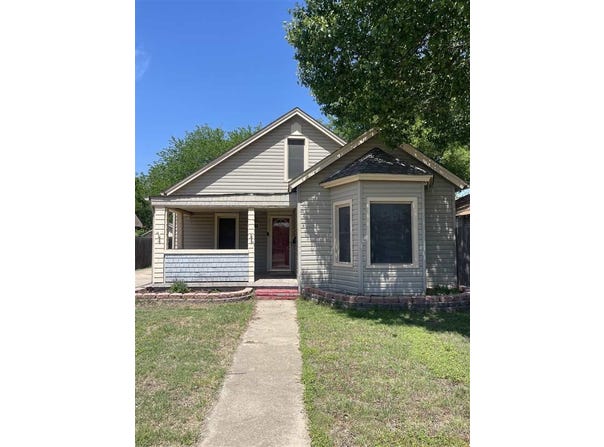 909 NW Columbia Ave, Lawton, OK 73507