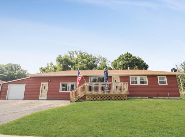 1211 W Main Street, Griffith, IN 46319
