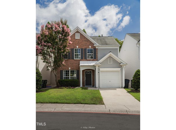 121 Brentfield Loop, Morrisville, NC 27560