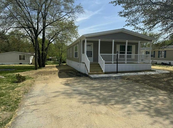 169 Windsor Street, Walnutport, PA 18088