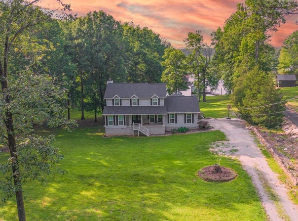1604 Sibert Dr, Glencoe, AL 35905