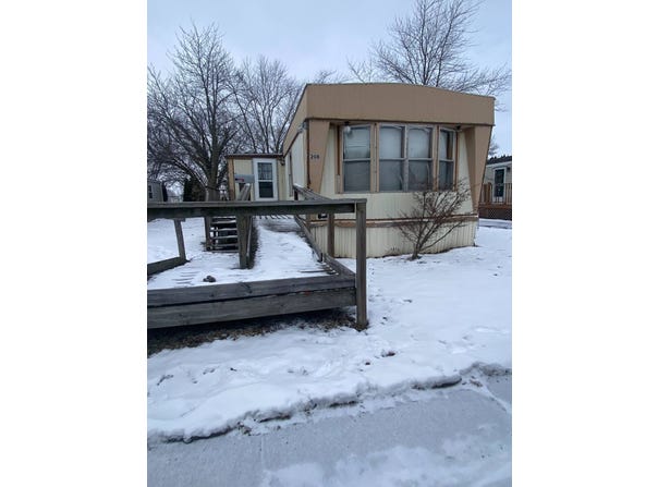 461 W Lytle Street, Fostoria, OH 44830