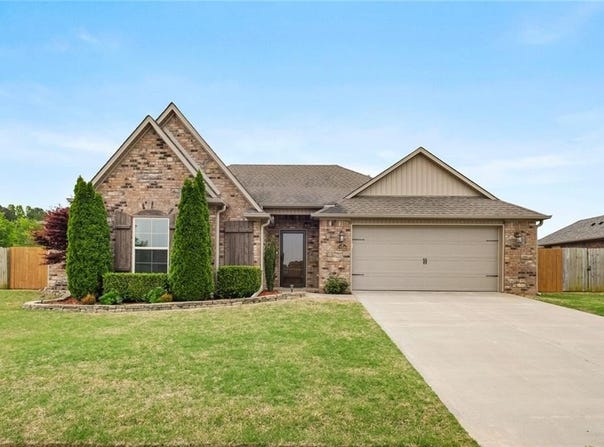 12889 Canopy Oaks  DR, Farmington, AR 72730