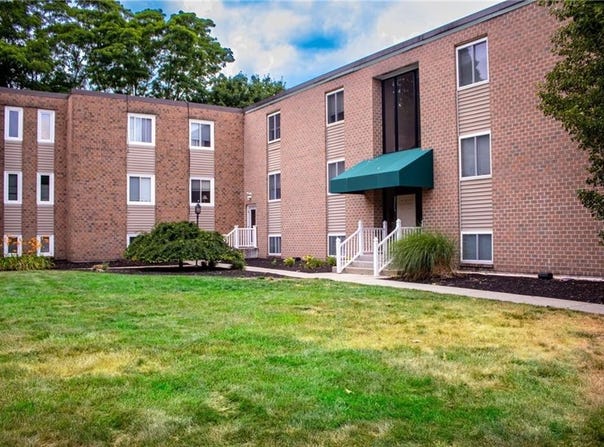 2 Main Street, Lincoln, RI 02802