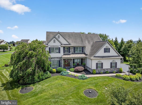 100 COBBLESTONE DRIVE, LEBANON, PA 17042