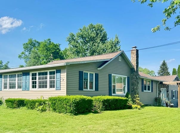 106 Magnolia St, Athens, PA 18810