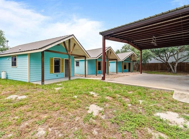 719 S Kossuth St., ROCKPORT, TX 78382